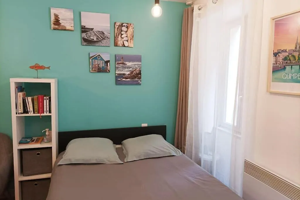 oo Le jardin oo paisible studio équipé et bien placé Quimper 0*,  France
